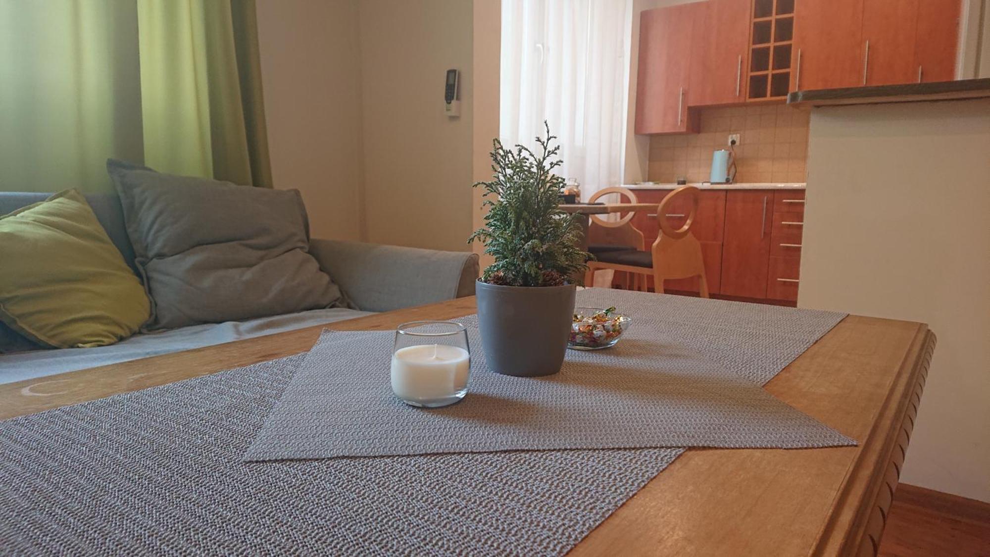 Apartamenty Nad Stonehenge Dąbrowa Górnicza Quarto foto